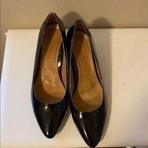 Vionic Black Patent Leather Pumps - New
